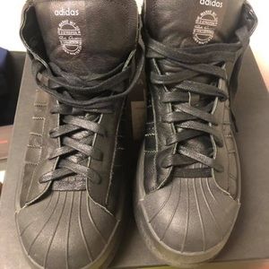 RICK OWENS ADIDAS
MASTODON 

LEATHER
BLACK
 Siz7.5